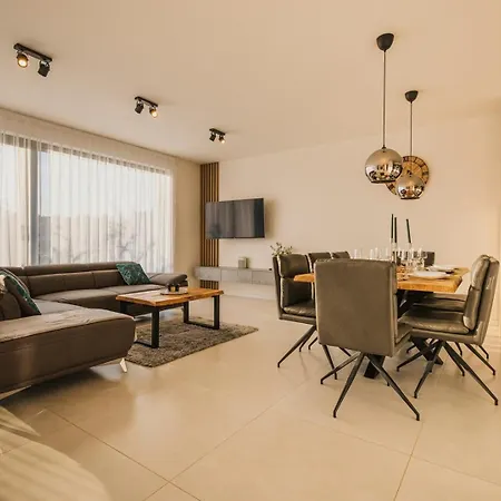 Villa Beautiful Angelina With Private Pool And Sauna