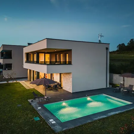 Beautiful Angelina With Private Pool And Sauna Villa
