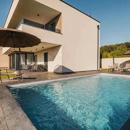 Villa Beautiful Angelina With Private Pool And Sauna *