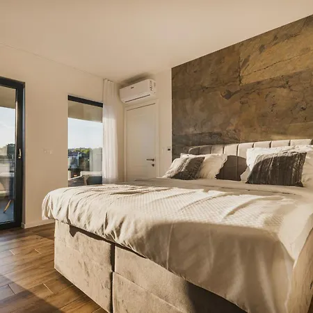 Beautiful Angelina With Private Pool And Sauna Villa Kastelir
