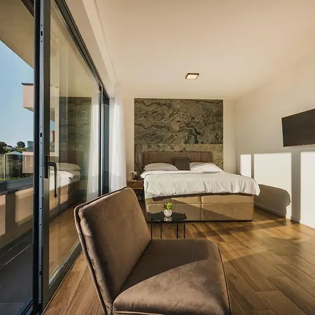 Beautiful Angelina With Private Pool And Sauna Villa Kastelir
