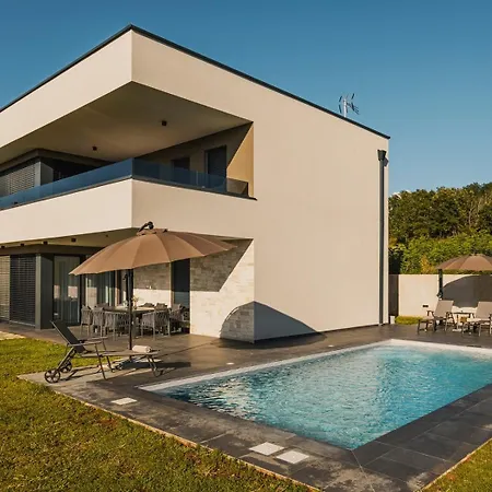 Beautiful Angelina With Private Pool And Sauna Villa